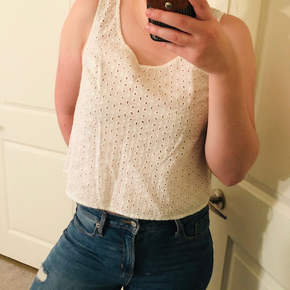 L.O.G.G Size 6 White Textured Tank Top